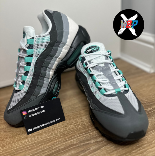 Nike Air Max 95 Hyper Turquoise
